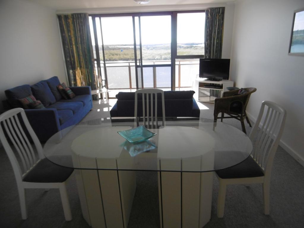 Trafalgar Towers Maroochydore Room photo