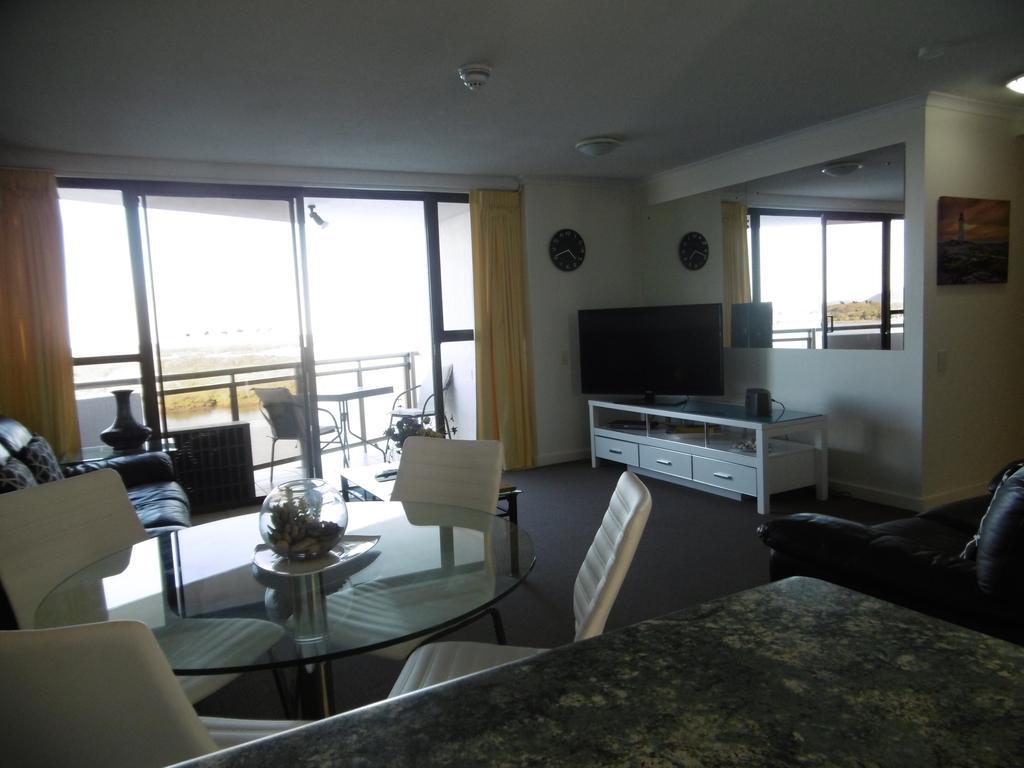Trafalgar Towers Maroochydore Exterior photo